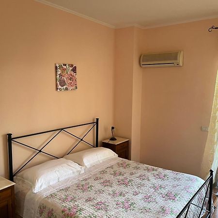 B&B De Angelis Marina di San Nicola Екстер'єр фото